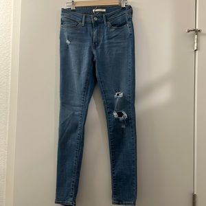 Levi’s skinny jeans